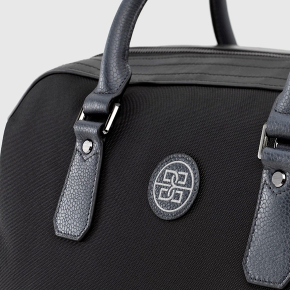 The Ivens Travel Bag in Nylon and Leather - Picture 8 of 9